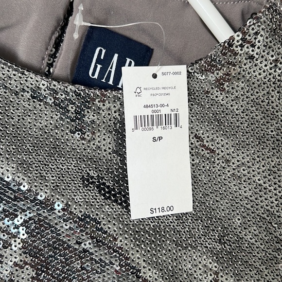 Gap ladies S sequin t-shirt dress. NWT. - Picture 3 of 4